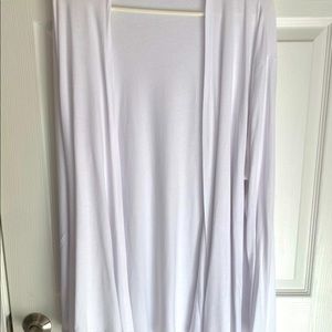 NEWCHOICE White light weight open front jacket/sweater Summer